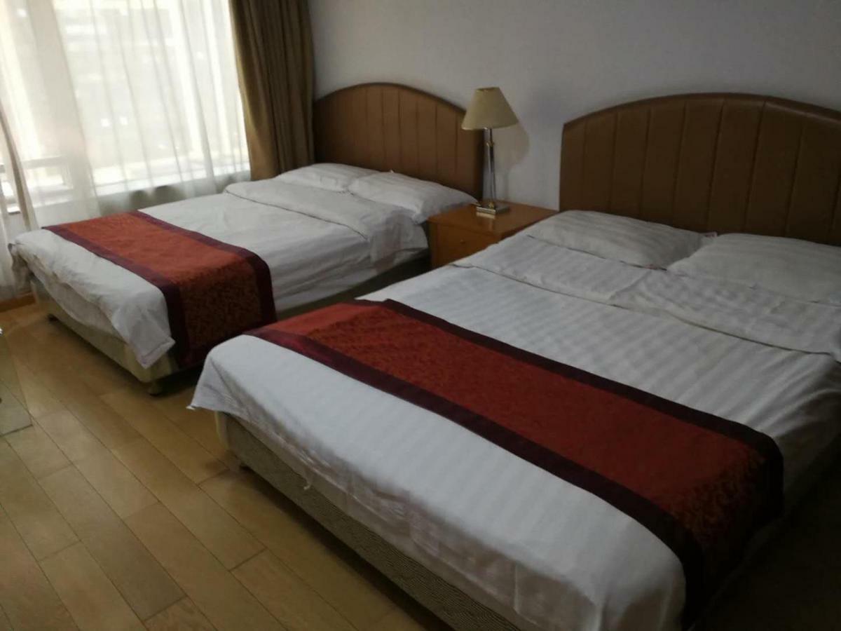 Beijing New World Centre Aparthotel Екстериор снимка